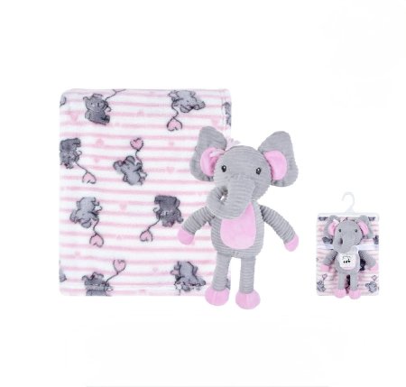 حرام مع لعبة فيل زهري